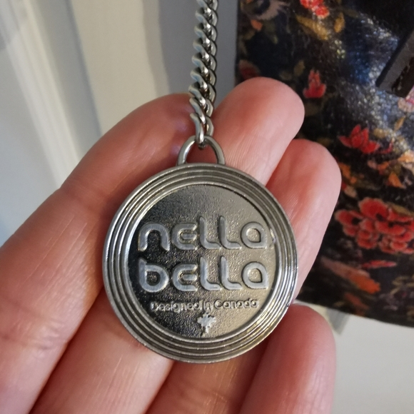 Nella Bella Purse - Picture 4 of 7